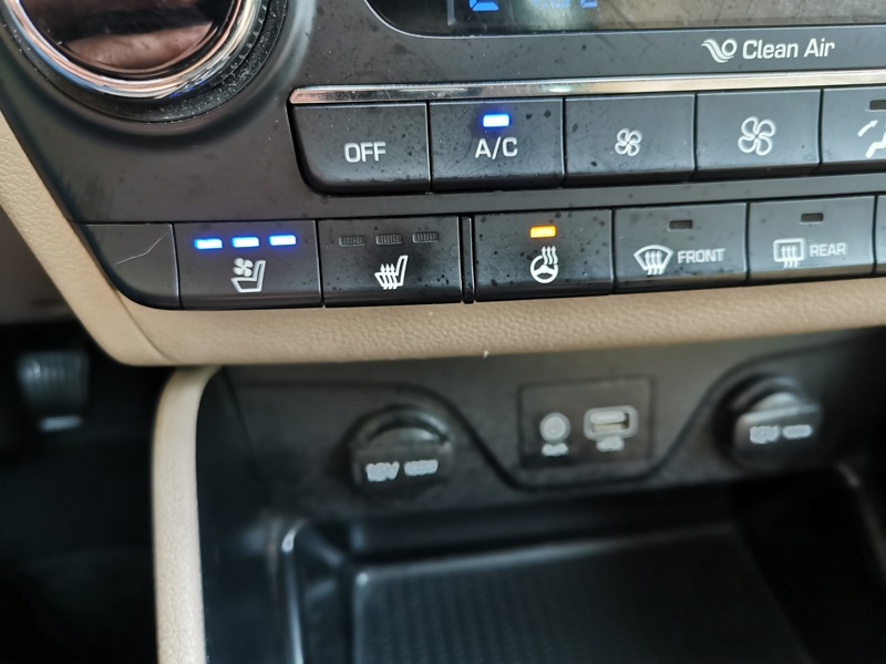 Image Hyundai TUCSON Executive 4WD 2.0 CRDI 136 ch BVM6 Siège chauffant/ventilé Volant chauffant Caméra Coffre électrique