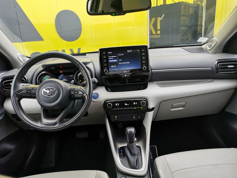 Image Toyota YARIS Hybrid Iconic 1.5 Dual VVT-i 116 ch  Siège chauffant Caméra Bluetooth Régulateur/Limiteur Clim Bi-zo