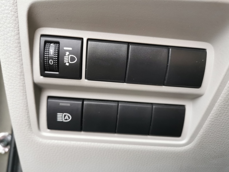 Image Toyota YARIS Hybrid Iconic 1.5 Dual VVT-i 116 ch  Siège chauffant Caméra Bluetooth Régulateur/Limiteur Clim Bi-zo