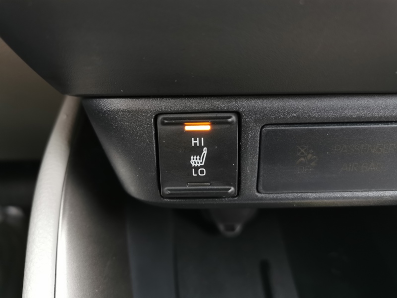 Image Toyota YARIS Hybrid Iconic 1.5 Dual VVT-i 116 ch  Siège chauffant Caméra Bluetooth Régulateur/Limiteur Clim Bi-zo