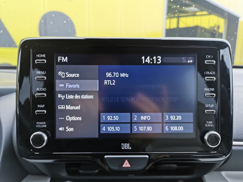 Image Toyota YARIS Hybrid Iconic 1.5 Dual VVT-i 116 ch  Siège chauffant Caméra Bluetooth Régulateur/Limiteur Clim Bi-zo