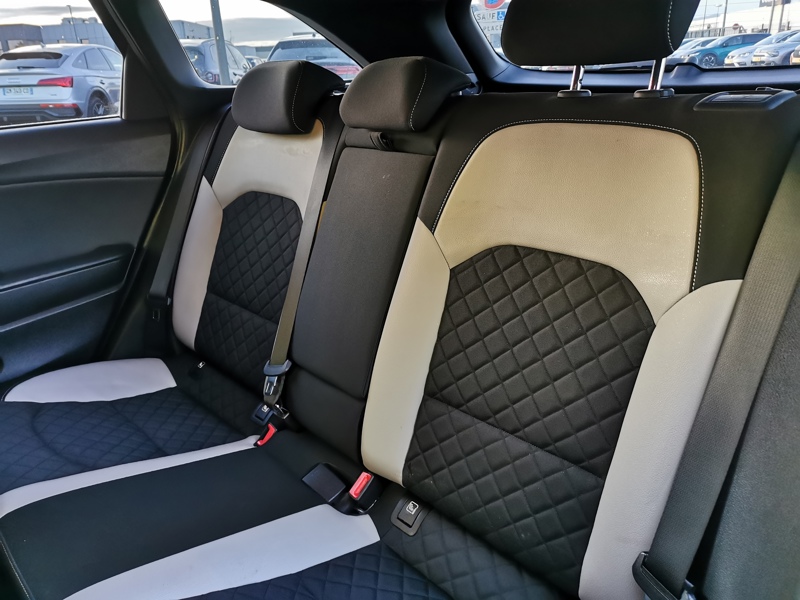 Image Kia CEED SPORTSWAGON GT-Line 1.5 T-Gdi 160 ch DCT7 SW Caméra Gps Bluetooth Apple Carplay Clim Bi-zone Régulateur Démarrag