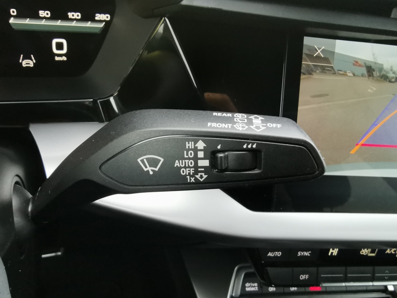 Image Audi A3 SPORTBACK 35 TFSI Design Luxe 150 ch S-tronic7 Mild-Hybrid Régulateur/Limiteur Caméra Bluetooth Gps Clim Bi-zo