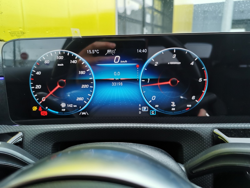 Image Mercedes-Benz CLASSE A 180 d Berline AMG Line 116 ch  Siège chauffant Toit ouvrant Attelage Caméra Gps Bluetooth Régulateur