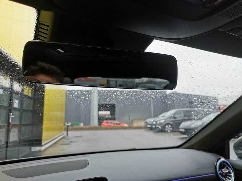 Image Mercedes-Benz CLASSE A 180 d Berline AMG Line 116 ch  Siège chauffant Toit ouvrant Attelage Caméra Gps Bluetooth Régulateur