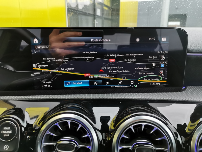 Image Mercedes-Benz CLASSE A 180 d Berline AMG Line 116 ch  Siège chauffant Toit ouvrant Attelage Caméra Gps Bluetooth Régulateur