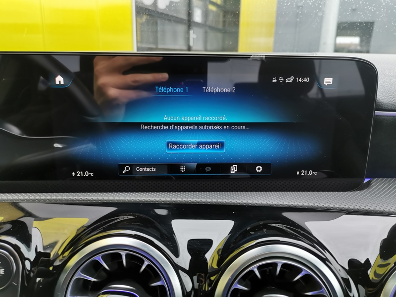 Image Mercedes-Benz CLASSE A 180 d Berline AMG Line 116 ch  Siège chauffant Toit ouvrant Attelage Caméra Gps Bluetooth Régulateur