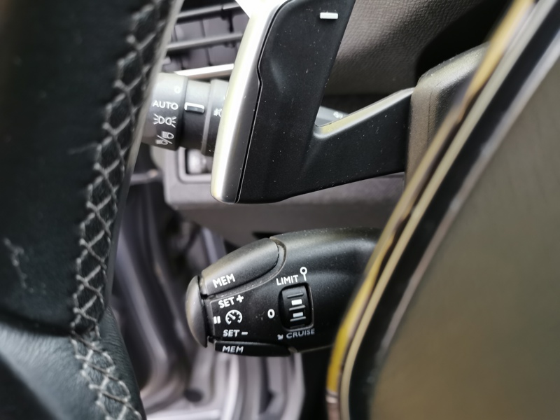 Image Peugeot 3008 II Allure 1.5 BlueHDI 130 ch EAT8 Régulateur/Limiteur Gps Bluetooth Caméra Démarrage ss clé Clim Bi-zon