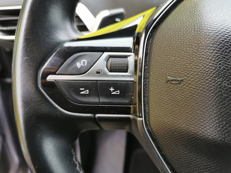 Image Peugeot 3008 II Allure 1.5 BlueHDI 130 ch EAT8 Régulateur/Limiteur Gps Bluetooth Caméra Démarrage ss clé Clim Bi-zon