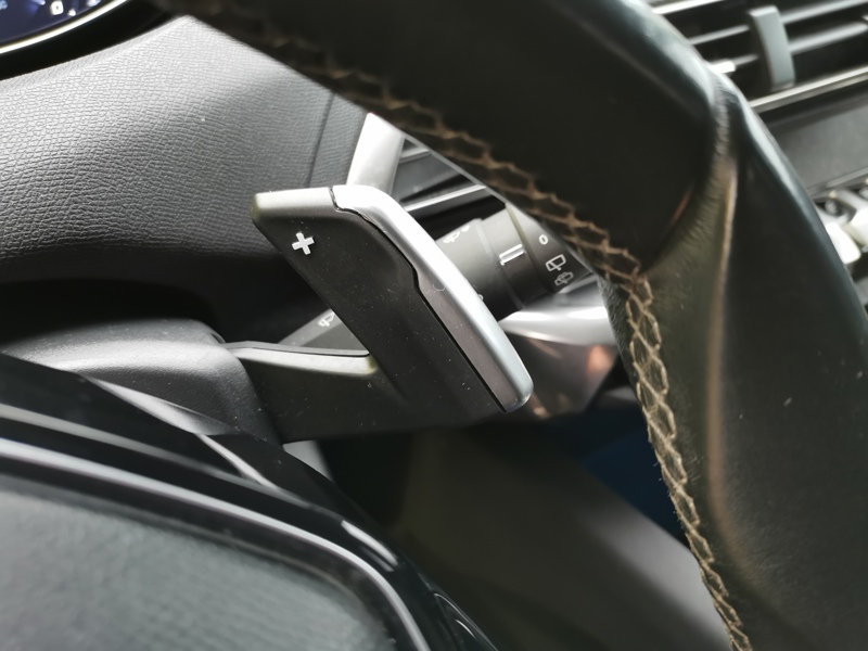 Image Peugeot 3008 II Allure 1.5 BlueHDI 130 ch EAT8 Régulateur/Limiteur Gps Bluetooth Caméra Démarrage ss clé Clim Bi-zon