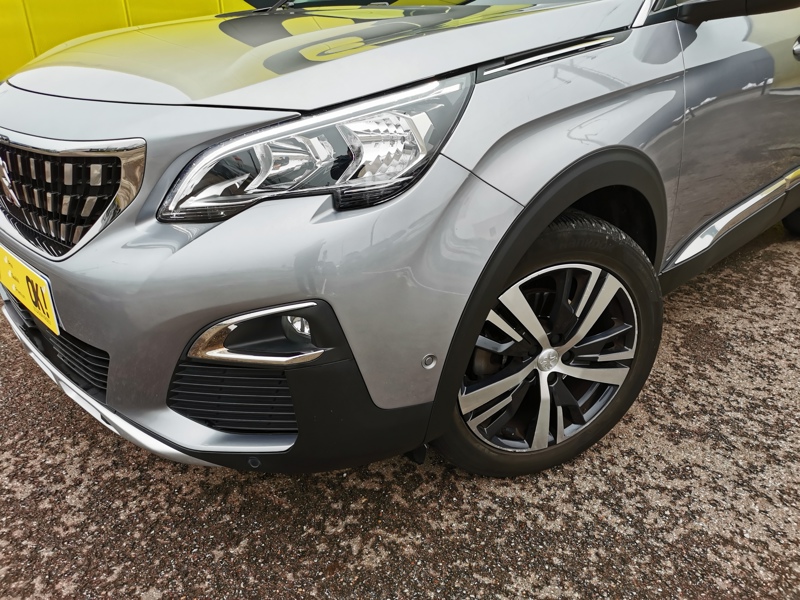 Image Peugeot 3008 II Allure 1.5 BlueHDI 130 ch EAT8 Régulateur/Limiteur Gps Bluetooth Caméra Démarrage ss clé Clim Bi-zon