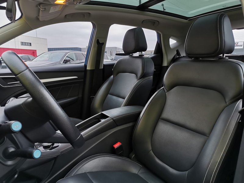 Image MG ZS EV Luxury 143 ch BVA Siège chauffant Toit ouvrant Caméra Régulateur Gps Bluetooth Apple Carplay Clim au
