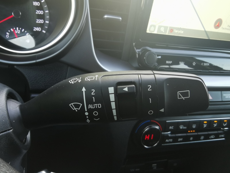 Image Kia XCEED Active 1.0 T-GDI 120 ch  Gps Bluetooth Clim Bi-zone Feux auto  