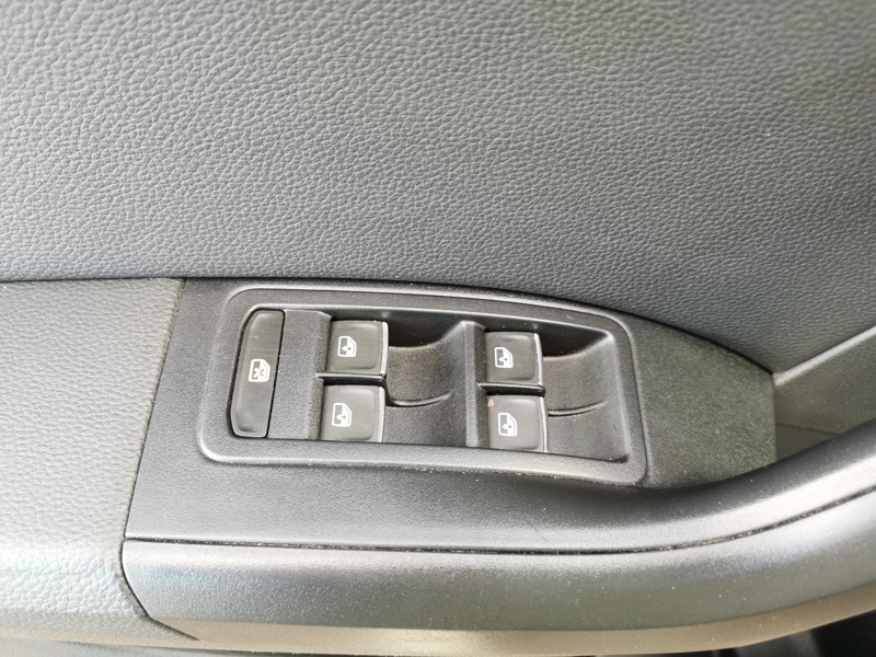 Image Seat ATECA Urban 1.0 TSI 116 ch BMV6  Full Link Gps Bluetooth Clim Bi-zone Caméra Feux auto  