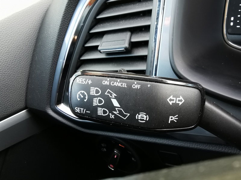 Image Seat ATECA Urban 1.0 TSI 116 ch BMV6  Full Link Gps Bluetooth Clim Bi-zone Caméra Feux auto  