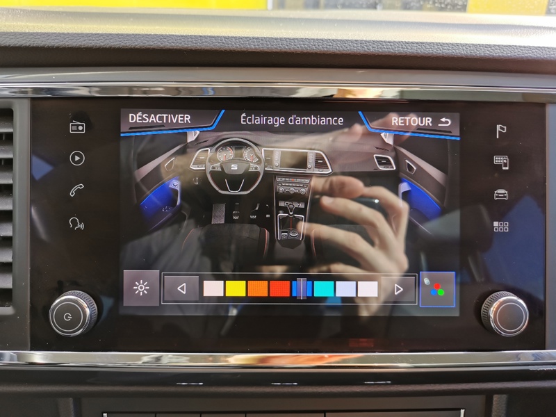 Image Seat ATECA Urban 1.0 TSI 116 ch BMV6  Full Link Gps Bluetooth Clim Bi-zone Caméra Feux auto  