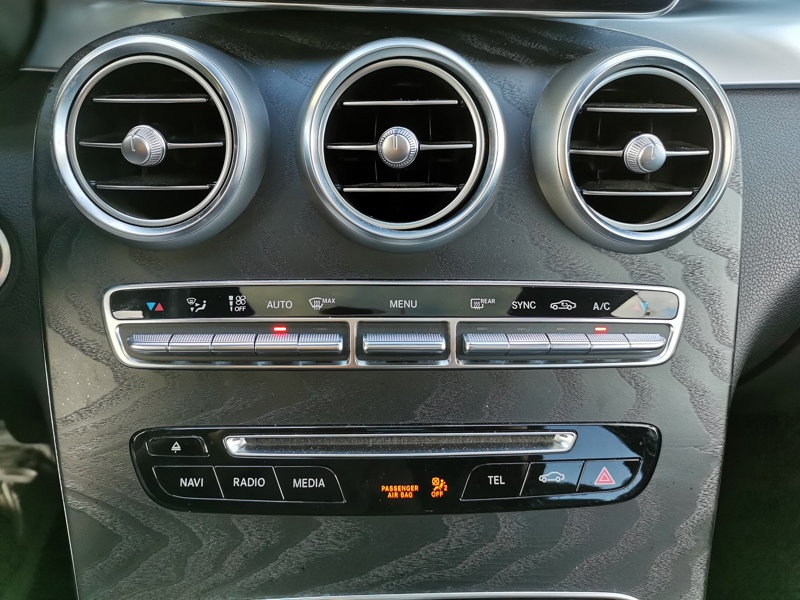 Image Mercedes-Benz GLC SUV 220 d 4MATIC Fascination Toit ouvrant Caméra 360 Coffre électrique Gps Bluetooth Attelage   