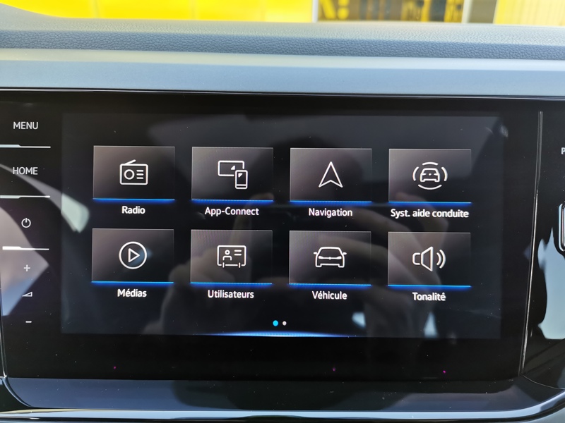 Image Volkswagen POLO VI R-Line 1.0 TSI 95 ch BVM5 Siège chauffant Toit ouvrant Caméra Apple Carplay Clim Bi-zone Beats Démar