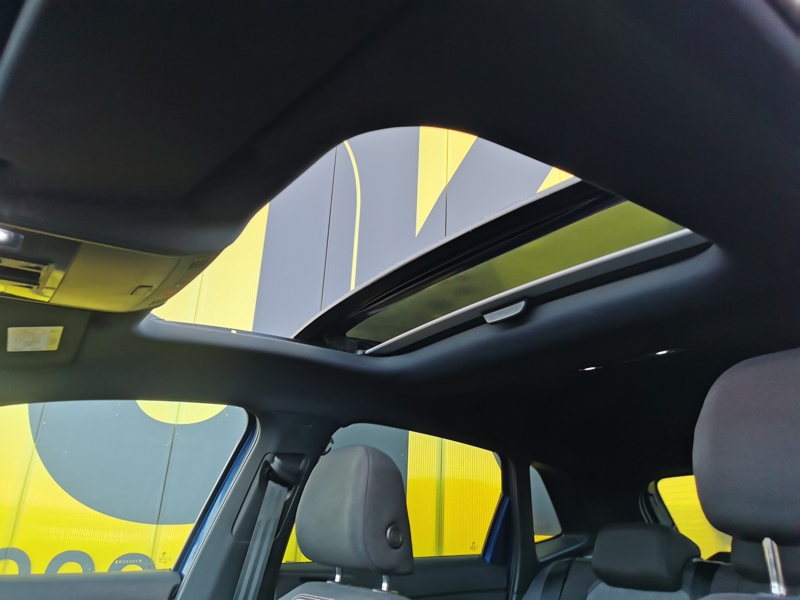 Image Volkswagen POLO VI R-Line 1.0 TSI 95 ch BVM5 Siège chauffant Toit ouvrant Caméra Apple Carplay Clim Bi-zone Beats Démar