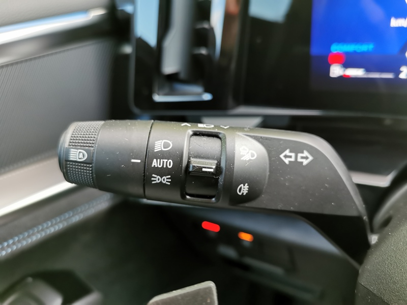 Image Renault AUSTRAL Iconic Esprit Alpine 1.2 E-Tech 200 ch EDC15 Siège chauffant Volant chauffant Coffre électrique Appl