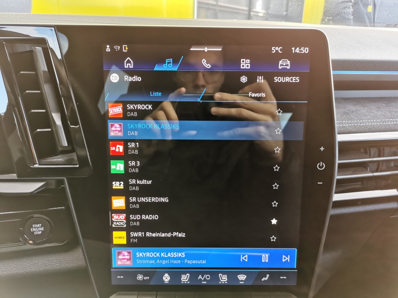 Image Renault AUSTRAL Iconic Esprit Alpine 1.2 E-Tech 200 ch EDC15 Siège chauffant Volant chauffant Coffre électrique Appl