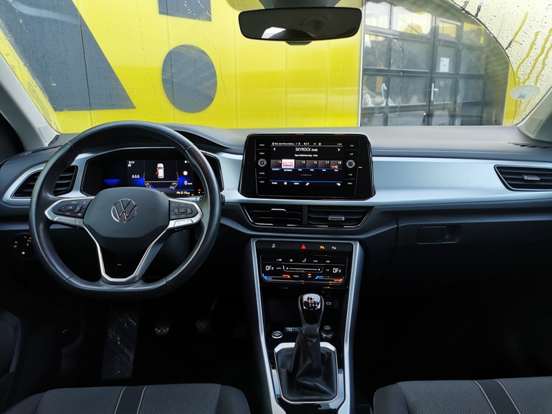 Image Volkswagen T-ROC Life Business 2.0 TDI 116 ch BVM6 Clim auto Bi-zone Bluetooth Gps Caméra  