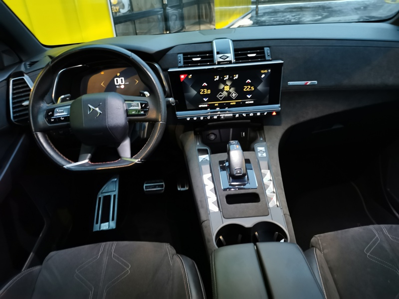 Image DS DS 7 CROSSBACK Performance Line 1.5 BlueHDI 130 ch BVA8 Régulateur/Limiteur Bluetooth Gps Caméra Feux auto  