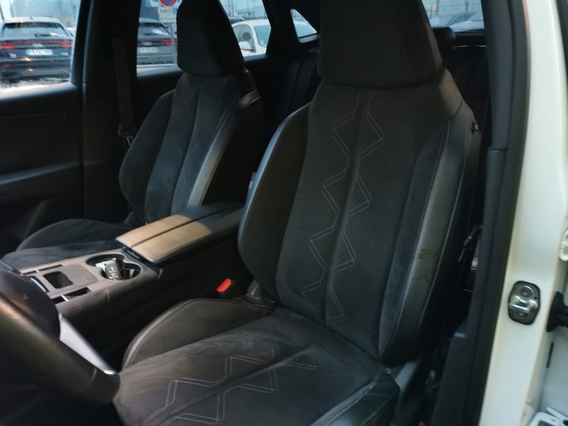 Image DS DS 7 CROSSBACK Performance Line 1.5 BlueHDI 130 ch BVA8 Régulateur/Limiteur Bluetooth Gps Caméra Feux auto  