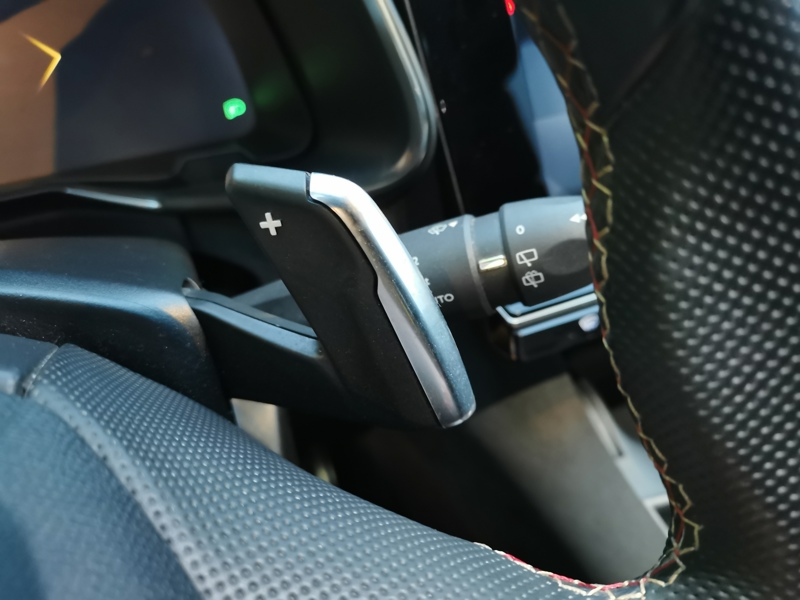 Image DS DS 7 CROSSBACK Performance Line 1.5 BlueHDI 130 ch BVA8 Régulateur/Limiteur Bluetooth Gps Caméra Feux auto  