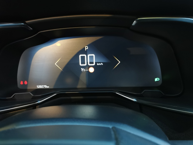 Image DS DS 7 CROSSBACK Performance Line 1.5 BlueHDI 130 ch BVA8 Régulateur/Limiteur Bluetooth Gps Caméra Feux auto  