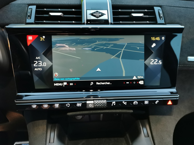 Image DS DS 7 CROSSBACK Performance Line 1.5 BlueHDI 130 ch BVA8 Régulateur/Limiteur Bluetooth Gps Caméra Feux auto  