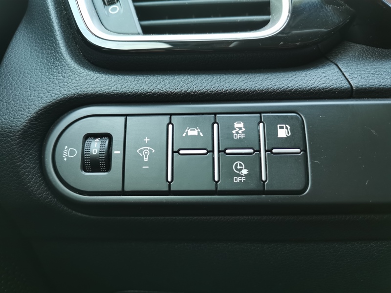 Image Kia XCEED Design Plug-in Hybrid 1.6 GDI 140 ch DCT6 Toit ouvrant Caméra Gps Bluetooth Apple Carplay Clim Bi-zo