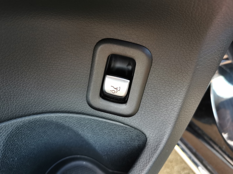 Image Mercedes-Benz CLASSE C BREAK 200 d Break Executive 136 ch BVA Attelage Coffre électrique Siège chauffant Bluetooth Gps Caméra  Po