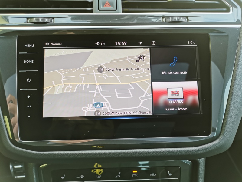 Image Volkswagen TIGUAN R-Line Exclusive 4Motion 2.0 TDI 200 ch DSG7 Cuir électrique à mémoire chauffant Volant chauffant To