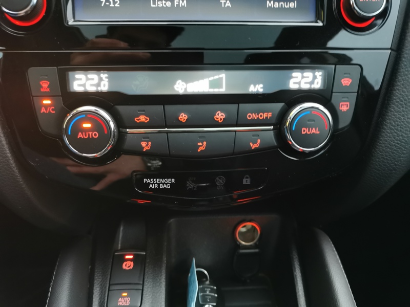 Image Nissan QASHQAI Tekna 1.6 DCI 130 ch BVM6 Toit pano Caméra 360 Siège électrique chauffant Régulateur/Limiteur Blueto