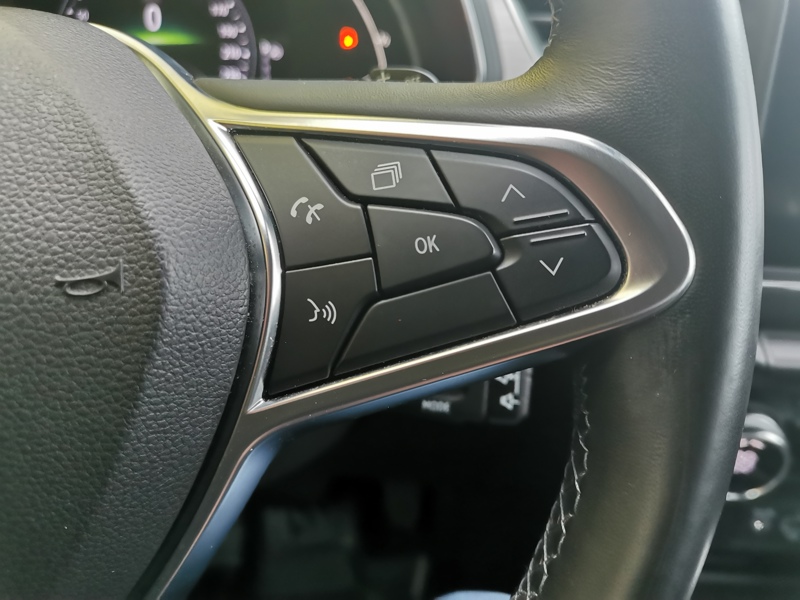 Image RENAULT CAPTUR CAPTUR 1.3 TCE 130CH Intens 1.3 TCE 130 ch BVA7 Bluetooth Radar de stationnement Clim auto Régulateur/Limiteur Feux auto 