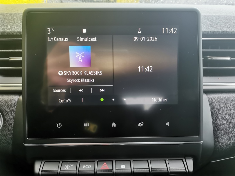 Image RENAULT CAPTUR CAPTUR 1.3 TCE 130CH Intens 1.3 TCE 130 ch BVA7 Bluetooth Radar de stationnement Clim auto Régulateur/Limiteur Feux auto 