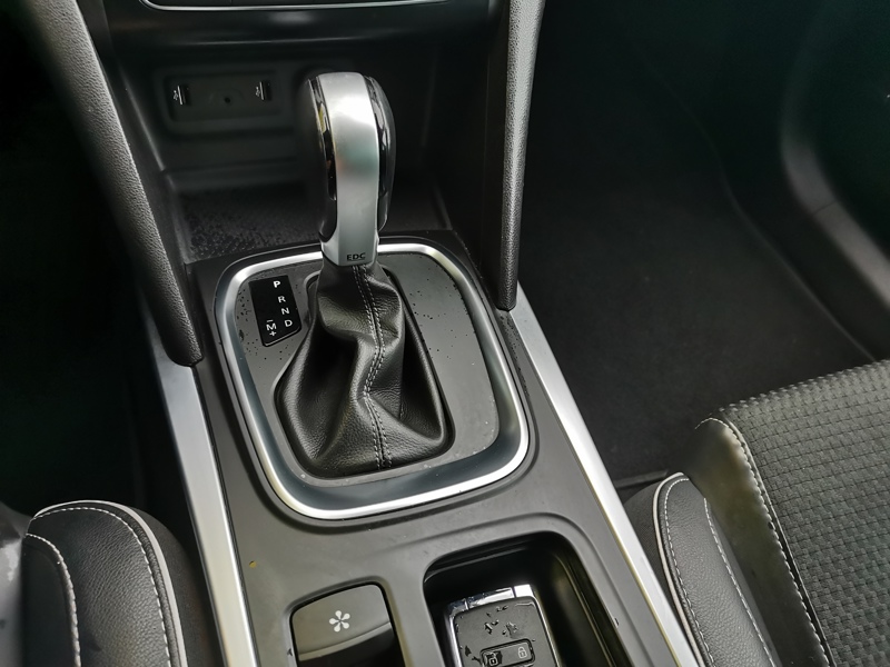 Image Renault MEGANE IV BERLINE 5 PTES. Intens 1.5 DCI 110 ch BVA  Siège chauffant Gps Bluetooth Volant chauffant Caméra Régulateur/Limiteur