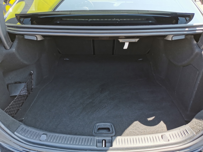 Image Mercedes-Benz 汃獡敳䔠䈠牥楬敮 E 400 4MATIC Fascination 9G-tronic Siège électrique à mémoire chauffant/ventilé Attelage Toit ouvran