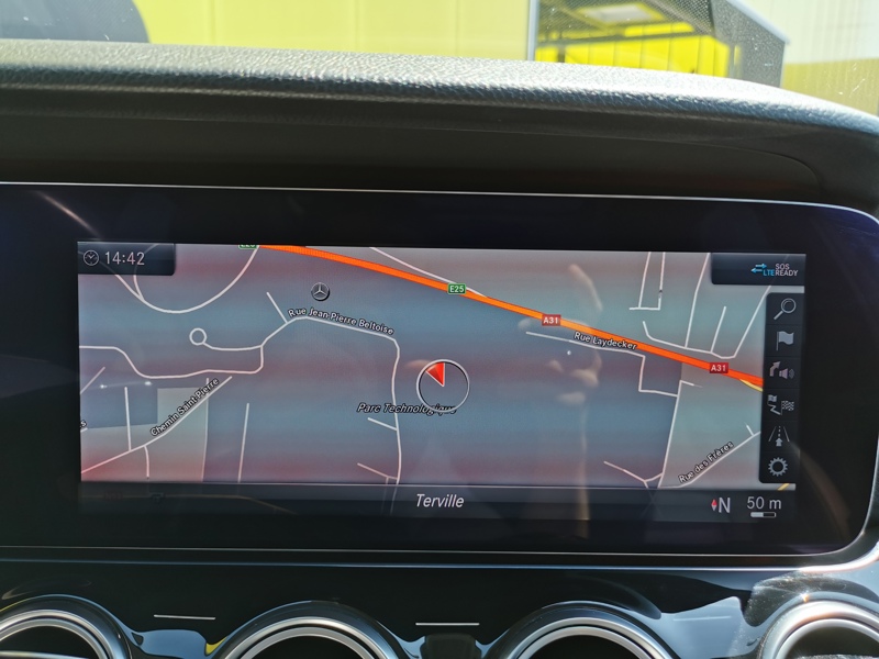 Image Mercedes-Benz 汃獡敳䔠䈠牥楬敮 E 400 4MATIC Fascination 9G-tronic Siège électrique à mémoire chauffant/ventilé Attelage Toit ouvran