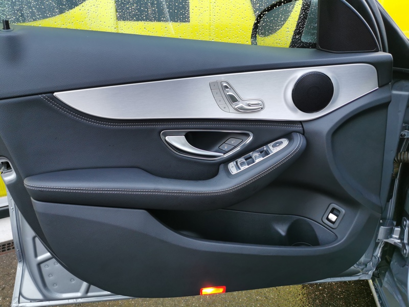 Image Mercedes-Benz CLASSE C BERLINE 220 d BVA 170 ch  Siège électrique à mémoire Bluetooth Gps Feux auto Radar de stationnement  