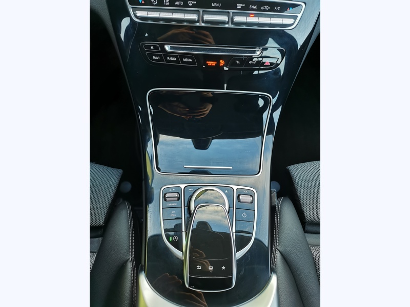 Image Mercedes-Benz CLASSE C BERLINE 220 d BVA 170 ch  Siège électrique à mémoire Bluetooth Gps Feux auto Radar de stationnement  