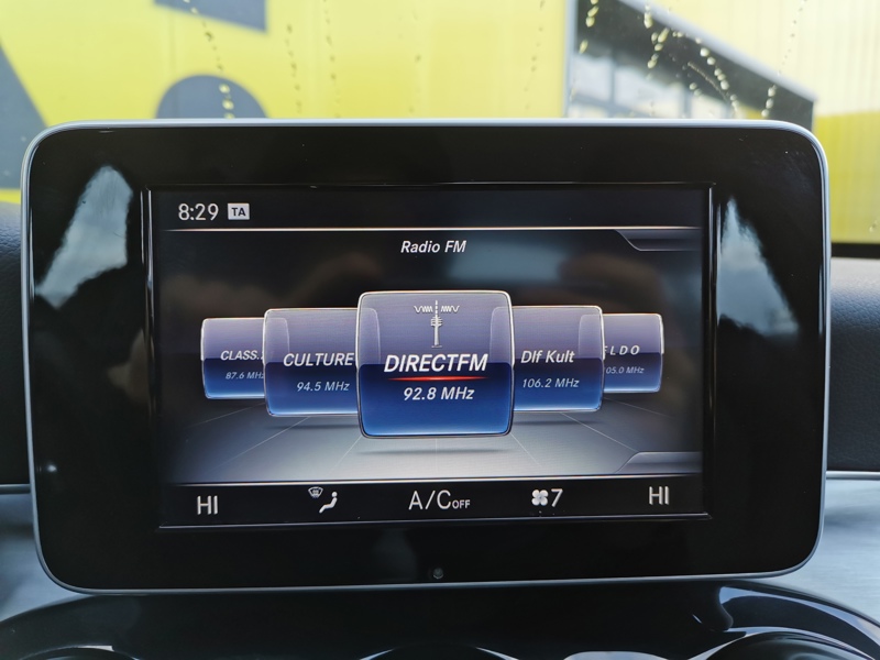 Image Mercedes-Benz CLASSE C BERLINE 220 d BVA 170 ch  Siège électrique à mémoire Bluetooth Gps Feux auto Radar de stationnement  