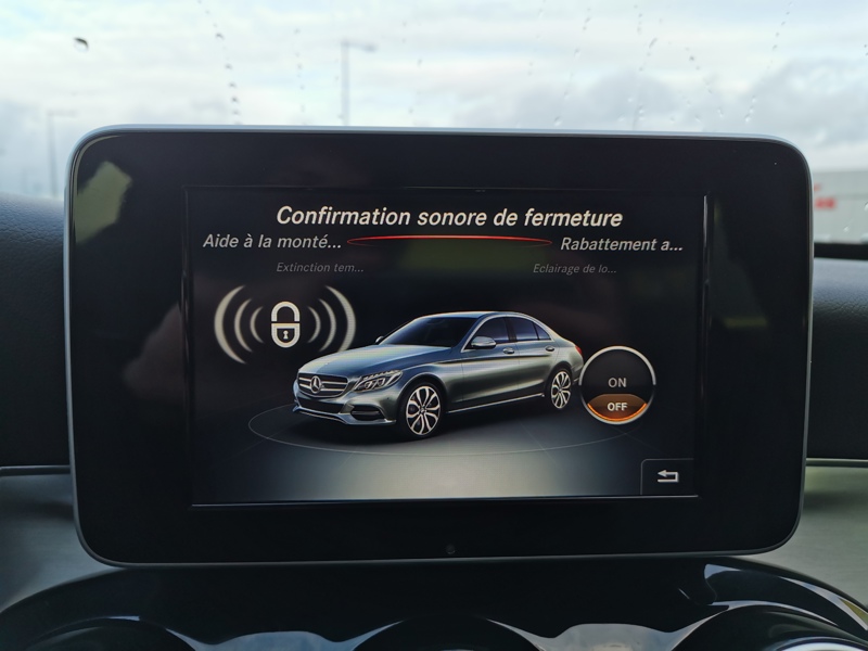 Image Mercedes-Benz CLASSE C BERLINE 220 d BVA 170 ch  Siège électrique à mémoire Bluetooth Gps Feux auto Radar de stationnement  