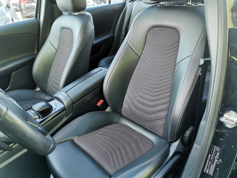 Image Mercedes-Benz CLASSE A 200 d Business Line  Régulateur/Limiteur Toit ouvrant Gps Bluetooth Caméra Clim auto  