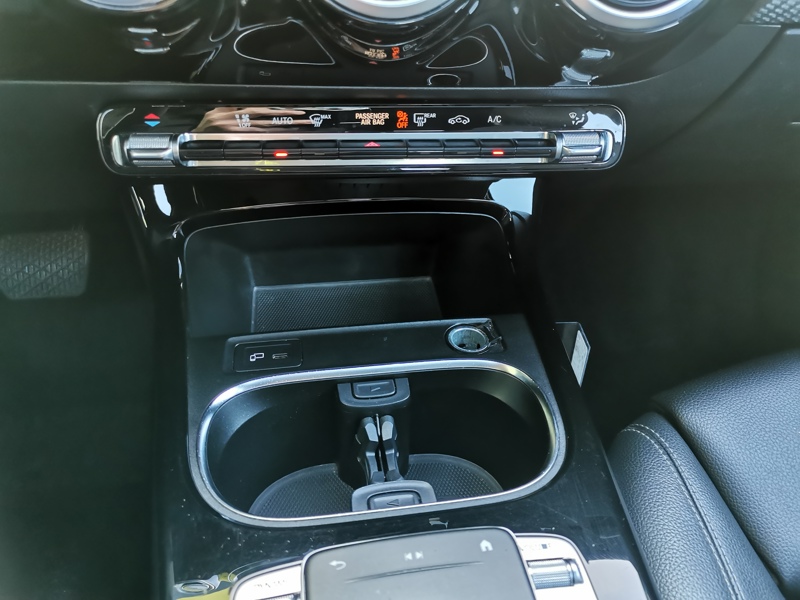 Image Mercedes-Benz CLASSE A 200 d Business Line  Régulateur/Limiteur Toit ouvrant Gps Bluetooth Caméra Clim auto  