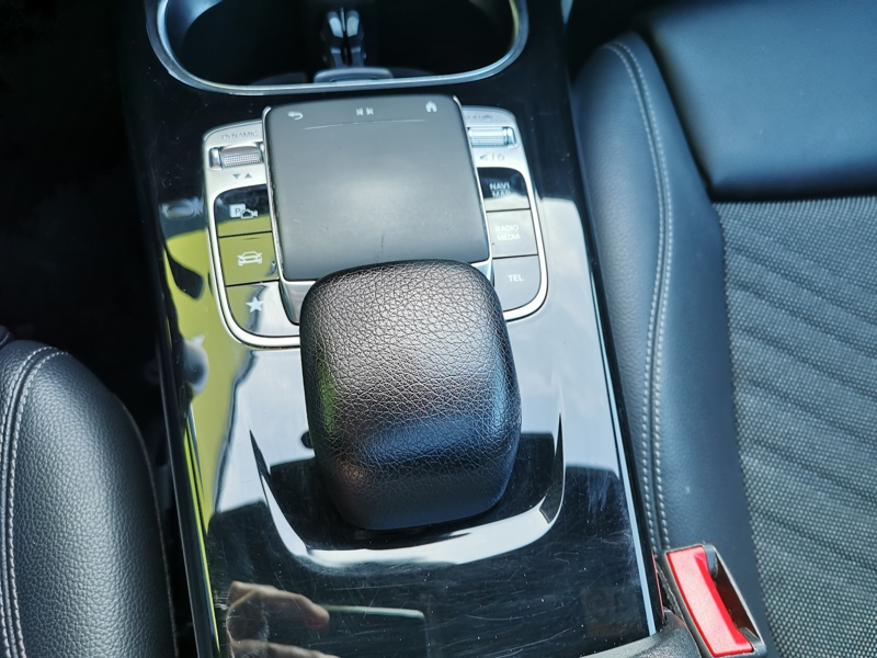 Image Mercedes-Benz CLASSE A 200 d Business Line  Régulateur/Limiteur Toit ouvrant Gps Bluetooth Caméra Clim auto  