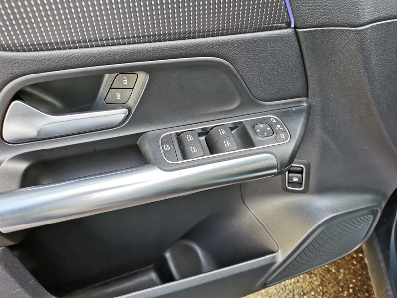 Image Mercedes-Benz GLA 250 e Business Line 8 G-DCT Pack Progressive Siège chauffant Bluetooth Gps Caméra Régulateur/Limiteu