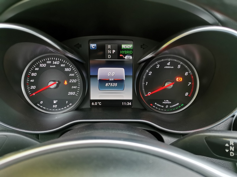 Image Mercedes-Benz CLASSE C BERLINE 350 e Berline Sportline Plug-in Hybrid Toit ouvrant Bluetooth Caméra 360 Clim Bi-zone Feux auto  