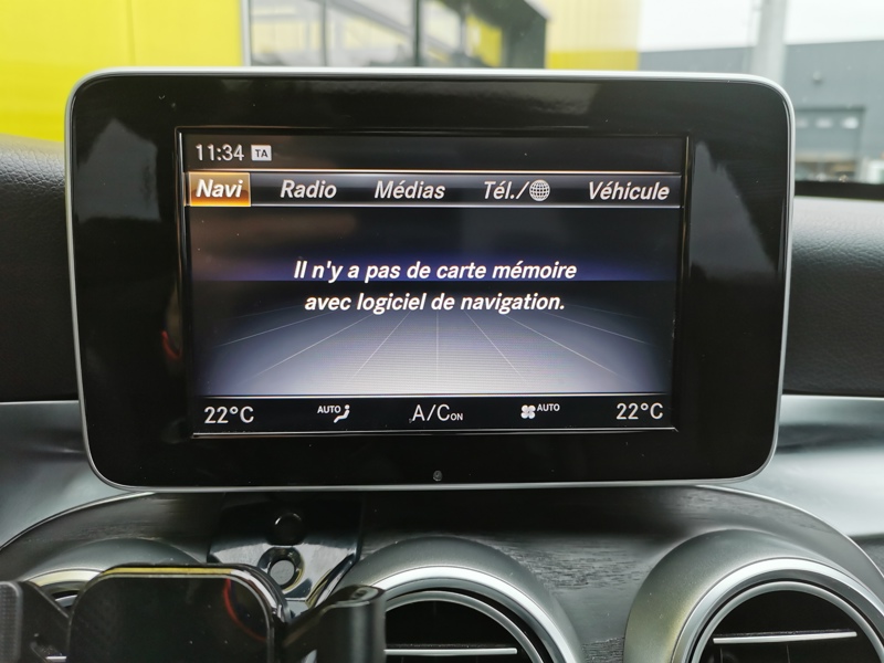 Image Mercedes-Benz CLASSE C BERLINE 350 e Berline Sportline Plug-in Hybrid Toit ouvrant Bluetooth Caméra 360 Clim Bi-zone Feux auto  